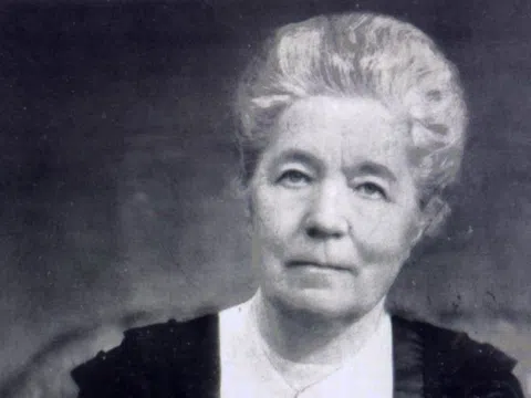 Selma Lagerlof và câu chuyện xúc động về bà lão nghèo