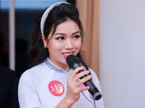 Thí sinh Đỗ Thị Quỳnh quyên góp 100 triệu đồng trong đêm thiện nguyện Hoa hậu Doanh nhân Châu Á Việt Nam 2022