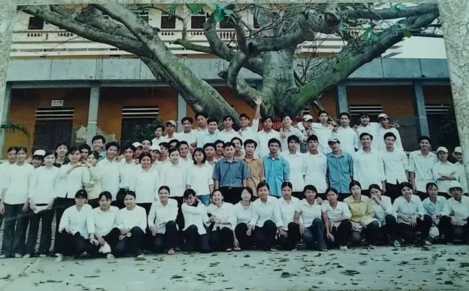 Trở về sau hai mươi năm: Một hành trình ký ức của 12A