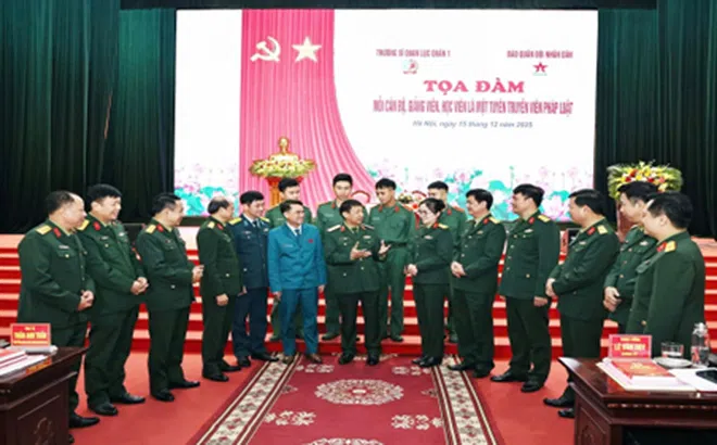 Phát huy giá trị văn hóa “Bộ đội Cụ Hồ” gắn liền với nâng cao ý thức kỷ luật