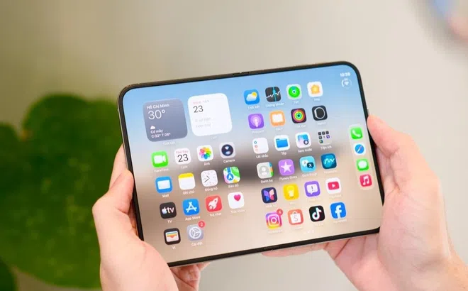 Cái giá 65 triệu trên iPhone Duo: Kén ốp, không dùng cường lực nhưng vẫn cháy hàng?
