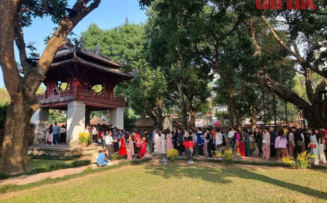 Tổng Liên đoàn lao động Việt Nam sẽ kiến nghị hoán đổi lịch làm việc để Ngày Văn hoá Việt Nam 24/11 được nghỉ 4 ngày